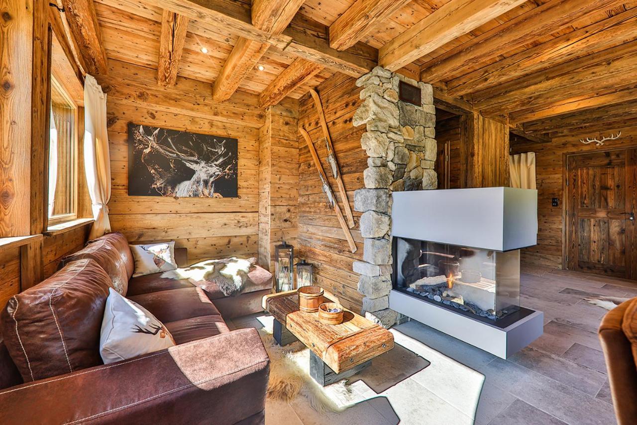 Chalet Hohneck 4 étoiles, vieux bois et pierre, SPA, sauna, borne de recharge Stosswihr Extérieur photo