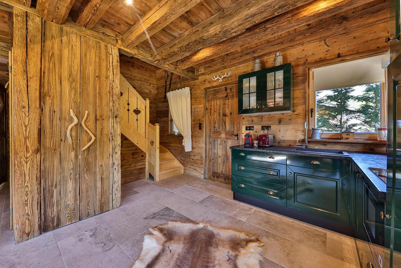Chalet Hohneck 4 étoiles, vieux bois et pierre, SPA, sauna, borne de recharge Stosswihr Extérieur photo